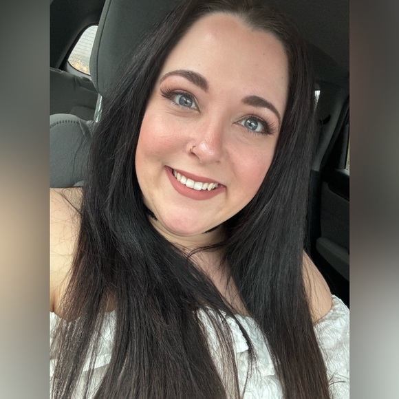 Meet your Posher, Mickie - Picture 2 of 2